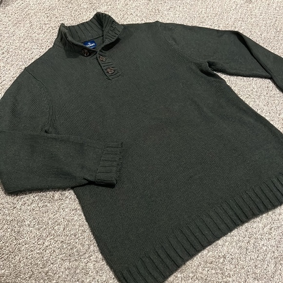 Old Navy Sweater - Picture 3 of 4
